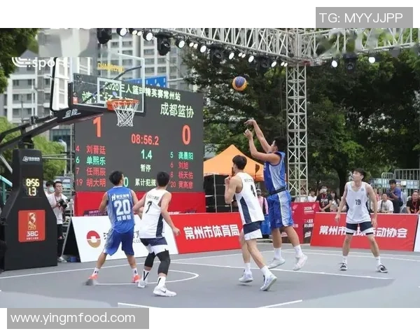 成都篮球队与上海篮球队赛后技术分析与战术总结